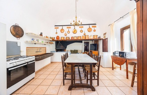 Puigpunyent Apartamento | Habitación 'Habitación 3' con vistas a la montaña, piscina compartida y Wi-Fi