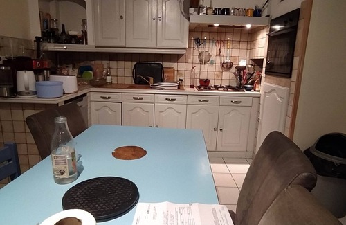 Merignies Casa | Room in a house 200 m from the greenway