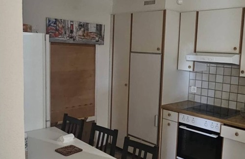 Epalinges Cama Y Desayuno | Room in a shared apartment in Epalinges