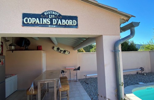 Malaucene Apartamento | Room in a Villa at the Foot of Ventoux
