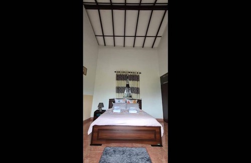 Uswetakeiyawa Casa | Room in B&B - Ja-elas French Touch #5