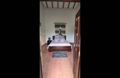 Uswetakeiyawa Casa | Room in B&B - Ja-elas French Touch #5