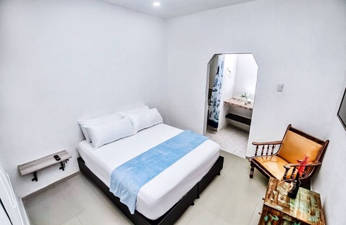 Cartagena Cabina | "room in Lodge - Tr-a4d Hostel Room Near Castillo San Felipe With Pool and Wifi"