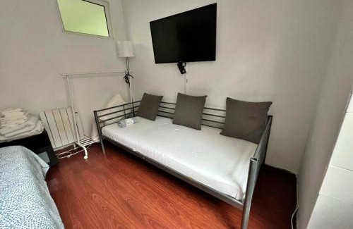 Carvoeira Casa | Room in Queluz 11 minutes from Lisbon