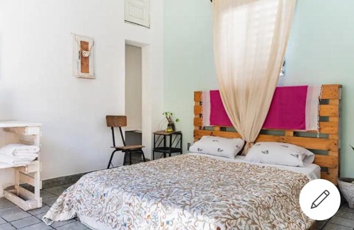 Zona Colonial Otro | Room in the Colonial Zone