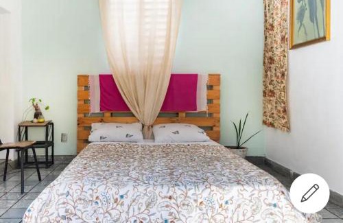 Zona Colonial Otro | Room in the Colonial Zone