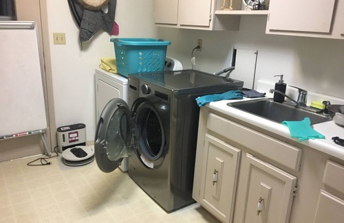Custer Casa | Room in the nice house! Shared room for max two people. Kitchen, laundry, WiFi