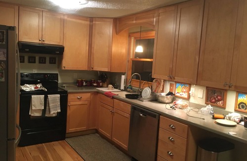 Custer Casa | Room in the nice house! Shared room for max two people. Kitchen, laundry, WiFi