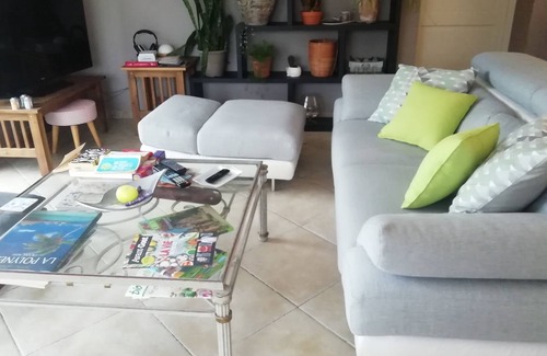 Dommartin Casa | Habitación en villa a 20 minutos de Bellecour (LYON)