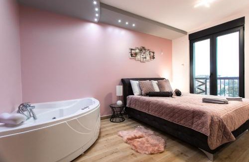 Subotica Apartamento | Room Jacuzzi “ATHENA”