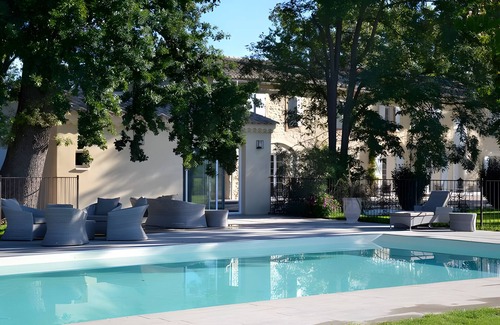 Saint-Andiol Apartamento | Habitación 'Jemmy' con jardín compartido, Wi-Fi y aire acondicionado.