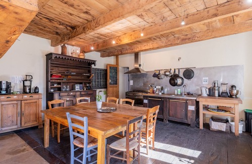 Valgorge Apartamento | Habitación 'La Ferme De Chalas - Grangette' con piscina compartida, terraza compartida y Wi-Fi