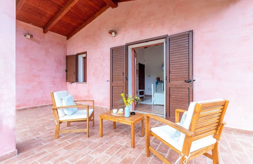 Santa Maria La Palma Apartamento | Habitación 'Matrimoniale' con terraza privada, Wi-Fi y aire acondicionado