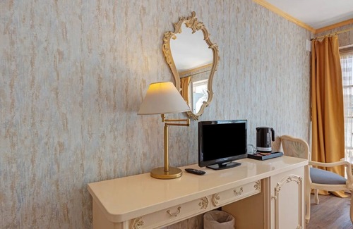 Reichenau Apartamento | Habitación 'Mit Seeblick Und Balkon' con vistas al lago, terraza compartida y Wi-Fi