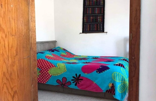 Gustavo A. Madero Cama Y Desayuno | Room near CdMx Airport, customs, UNAM Aragon dental clinic