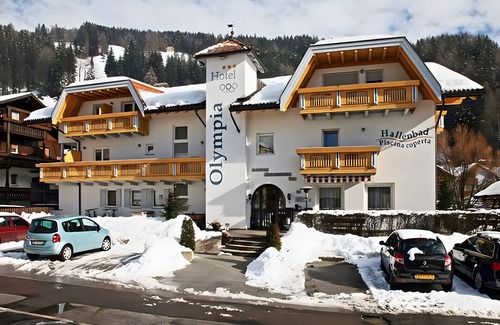 Sarntal Apartamento | Room 'Olympia Zimmer 204' with Mountain View, Shared Garden and Wi-Fi