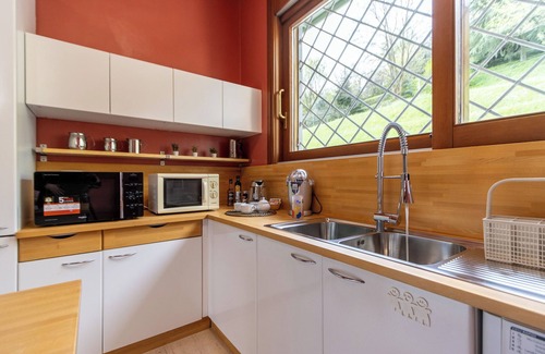 Montevecchia Apartamento | Habitación 'Stanza Miele' con vistas a la montaña, terraza compartida y Wi-Fi