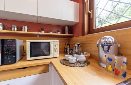 Montevecchia Apartamento | Habitación 'Stanza Miele' con vistas a la montaña, terraza compartida y Wi-Fi