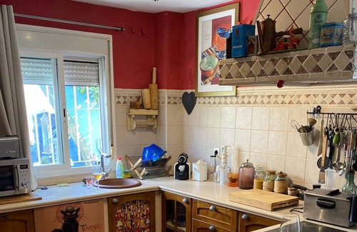 Mairena del Aljarafe Cama Y Desayuno | se alquila habitacion con baño privado