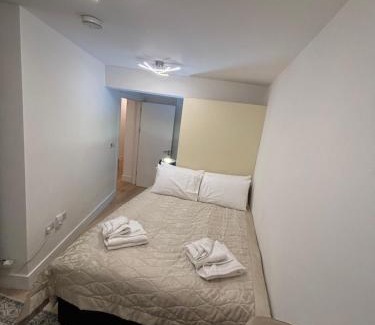 Ahascragh Casa | Room to rent in modern house,Central location