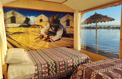 Puno Casa | Room in Lodge - Uros Suma Jakaña Lodge ¦ Titicaca Experience