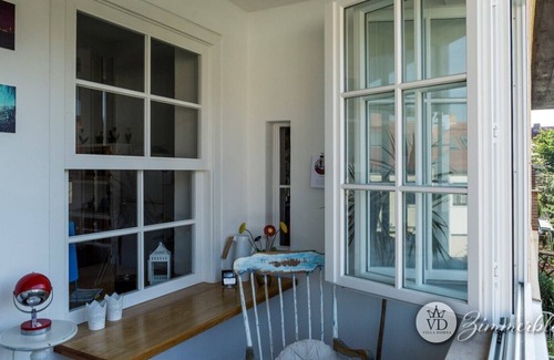 Sud Apartamento | Vista de la habitación. Vacaciones. Viviendo. Apartamento familiar para hasta 7 personas.