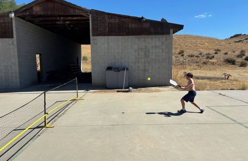 Maricopa Cabina | Room w/ floor-to-ceiling Window in Glamping Resort w/ Pet Park near Outdoor Fun