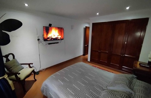 Usaquen Cama Y Desayuno | HABITACIÓN CON BAÑO PRIVADO ALAMEDA USAQUÉN 135