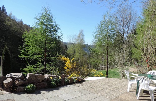 Goldbach-Altenbach Cama Y Desayuno | Habitaciones y mesa de invitados de montaña
