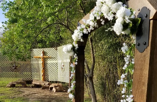 Sulphur Springs Cama Y Desayuno | Rooms and Wedding venue