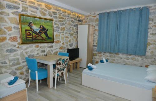 Vladicin Han Casa | Rooms Ela Ela
