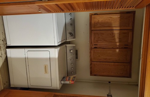 Pratt Casa | Rooms for rent! Traveling worker lodging!