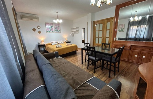 Imperial Apartamento | Rooms Pontones