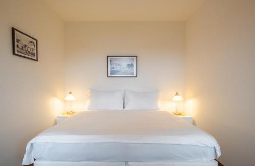 Semice Casa | Rooms & Restaurace Na Jitrách