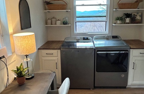 Spruce Pine Casa | "Rooms with a View" newly renovated rustic modern home with stunning BRM views