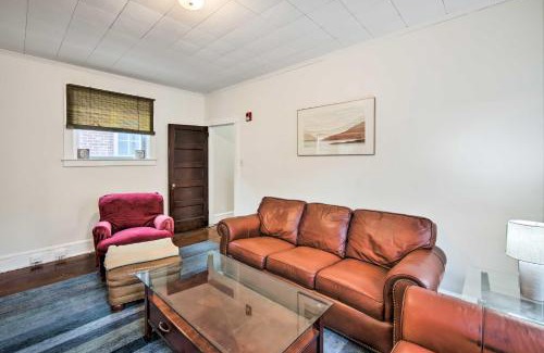Lancaster Casa | Roomy Lancaster Home Walk to Dtwn and Hospital