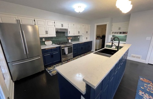 East Bethel Casa | Roomy private country retreat - pet and kid friendly
