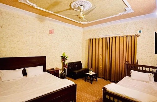 Khokhar Maira Hotel | Roomy star resort