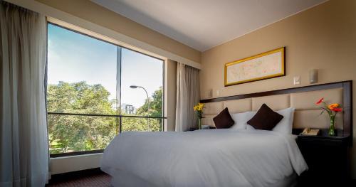 Chacarilla-Santa Cruz Hotel | Roosevelt Hotel & Suites