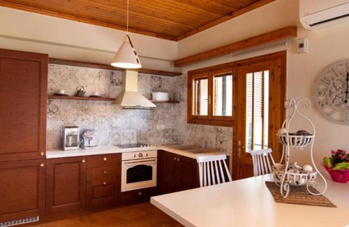 Nikiana Casa | Rosa House Upstairs Lefkada — AV Properties