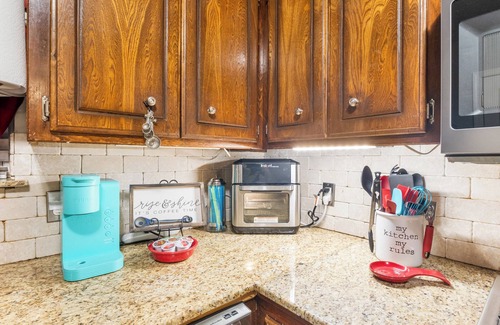Shawnee Casa | Rosa St. Retreat