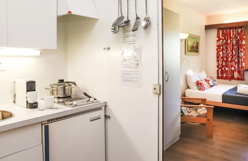 Noveli Apartamento | Rosablanche E36 by Interhome