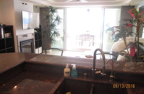 Rosarito Condominio | ROSARITO BEACH FRONT 2 habitaciones 2 baños completos 180 grados de VISTA FRONTAL AL MAR!