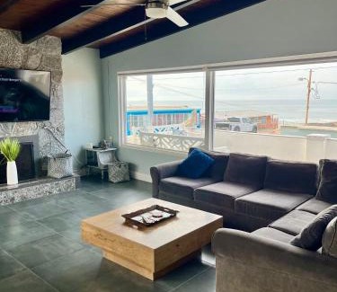 La Joya Casa | Rosarito Beach House- Spacious, Central, Beach View, & Sleeps 14