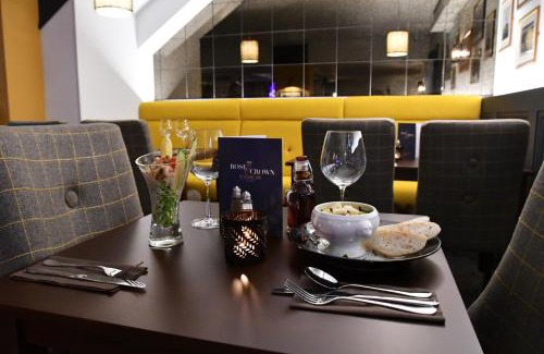 Carmarthen Hotel | Rose and Crown Hotel