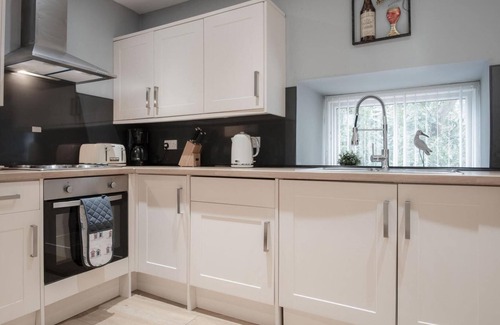 Llanddowror Casa | Rose Coach House - 3 Bedroom Cottage - Pendine