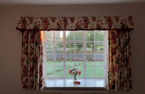 Paxton Cabaña | Rose Cottage - Charming Cottage in the Grounds of a Private Country House Estate