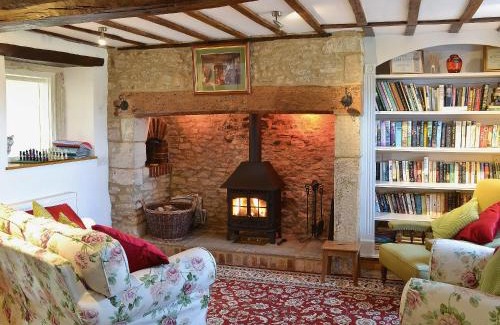 Cold Ashton Casa | Rose Cottage