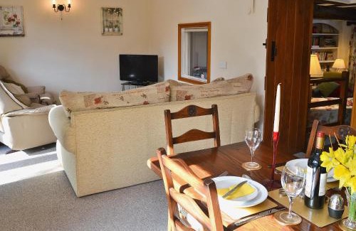Cold Ashton Casa | Rose Cottage