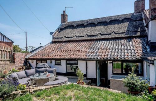 Reedham Casa | Rose Cottage